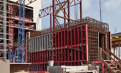 Опалубка стен крупнощитовая с линейными щитами (Россия)